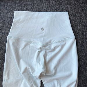 Lulu lemon align 23’’